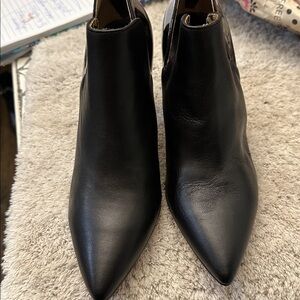 ENZO ANGIOLINI LEATHER HEELED BOOTIES